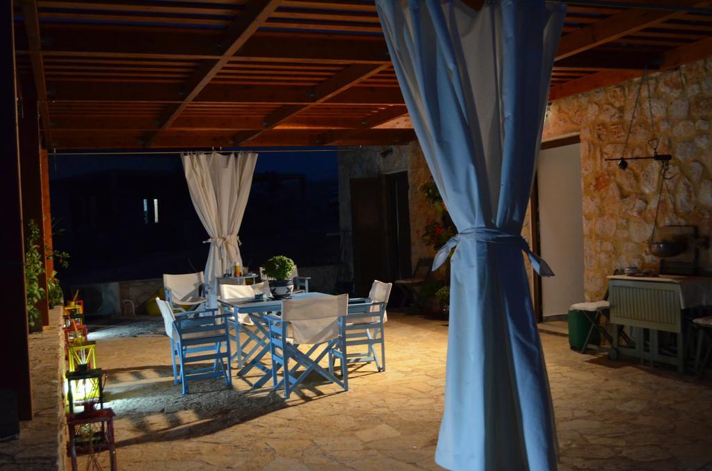 Villa Romanza Beach Villa Chalki Town Pokój zdjęcie